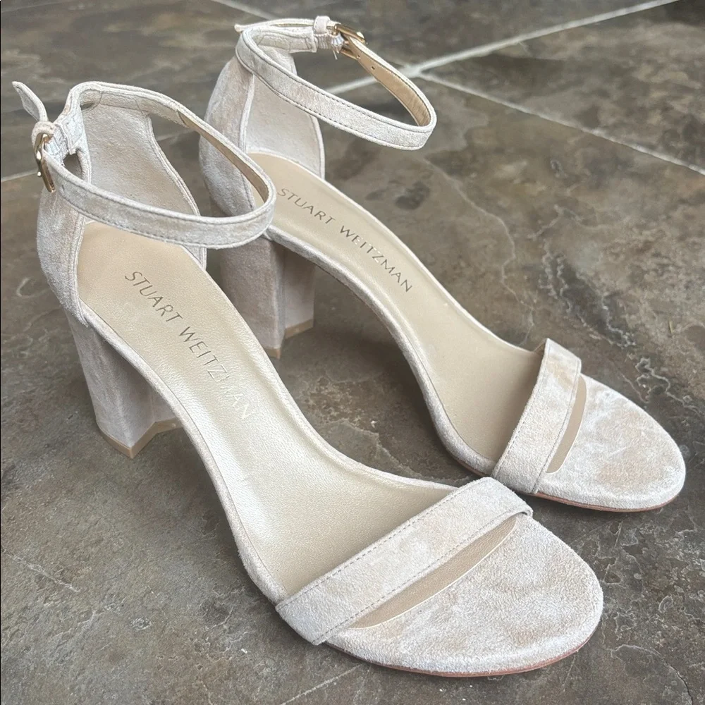 Stuart Weitzman Nearlynude Heel - Picture 5 of 13